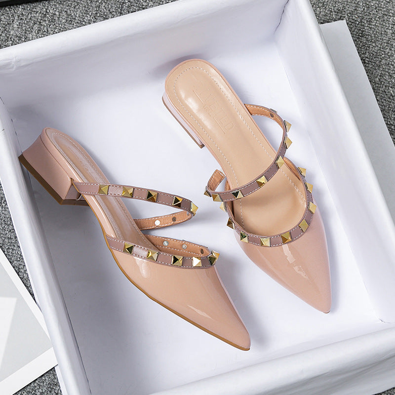 Anita | Mules a Punta con Borchie